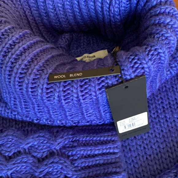 ONETEASPOON blue-ink sweater 💙 - Picture 3 of 4